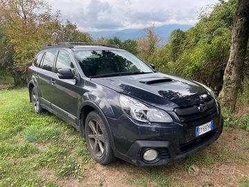 Subaru Outback 2015 3ª serie motore da riparare