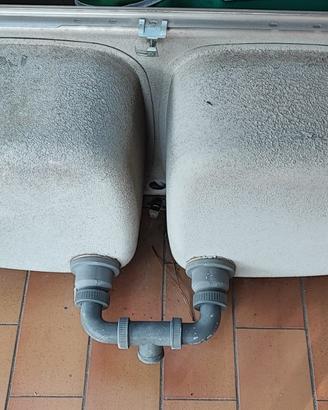 Lavello inox a due vasche