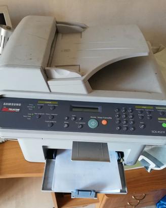 Stampante Samsung SCX-4521F funzionante da pulire