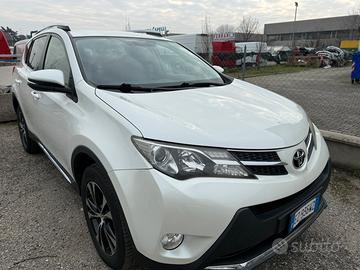 TOYOTA R4  4x4