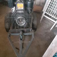 Generatore di corrente 220 380 con motore diesel. 