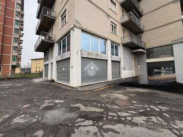 NEGOZIO A BRESCIA