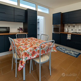 Trilocale tranquillo e luminoso per lavoratori