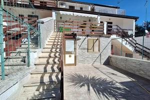 VILLA A SCHIERA CENTRALE A CASSANO DELLE MURGE