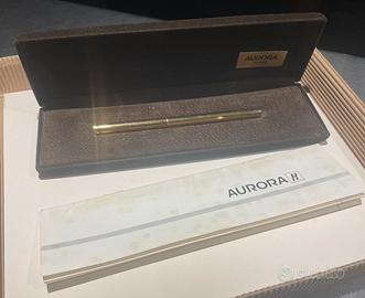 Penna Aurora Hastil oro