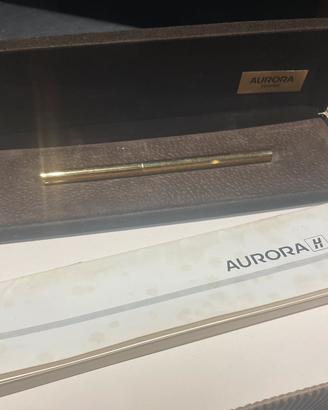 Penna Aurora Hastil oro