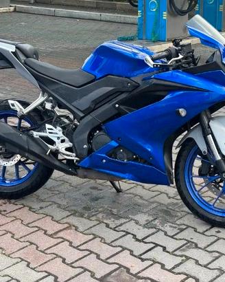Yamaha YZF r125 anno 12/2021 Colore Blu racing