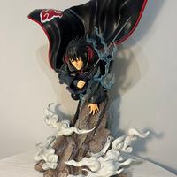 Action figure sasuke uchiha