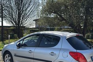 Peugeot 207  energie sport