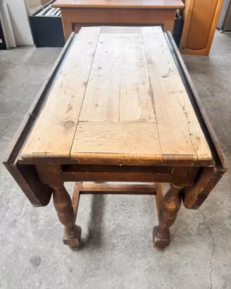 TAVOLO RUSTICO A RIBALTA – STILE FRATINO