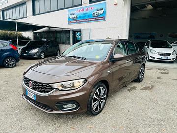 Fiat Tipo 1.6 Mjt 4 porte Lounge