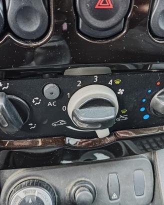 Comandi riscaldamento DACIA DUSTER del 2012