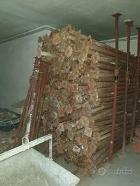puntelli in ferro da armatura 
