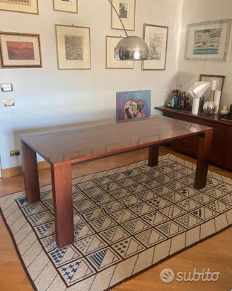 Tavolo in legno design