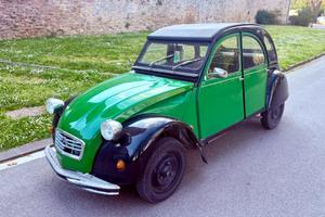 2CV verde e nera
