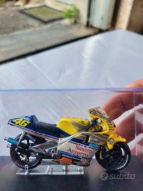 Honda nsr 500 valentino rossi 2001