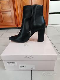 stivaletto donna con tacco n.38