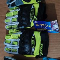 2 paia di guanti da moto S-Tech