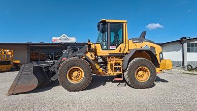 Pala gommata usata Volvo L60H