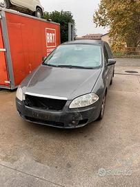 Ricambi Fiat Croma 2005 - Veicolo per ricambi