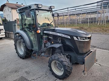 Trattore Massey Ferguson 3709V