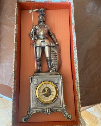 Orologio Meccanico Vintage "Cavaliere" in Peltro