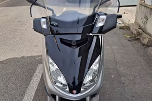 Xmax 250 yamaha