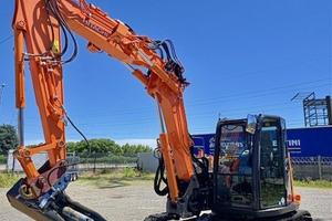 Miniescavatore Hitachi Zaxis 85 USB-5, braccio tri