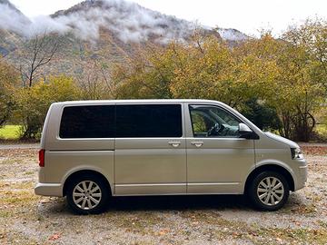 VW MULTIVAN T5 HIGHLINE 7 posti TD 140 CV 4 motion