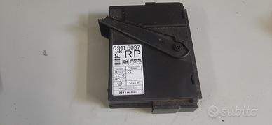 Opel Corsa C - Centralina chiusura 09115097