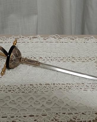 Tagliacarte vintage spada. 