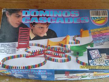 GIOCO IN SCATOLA DOMINO