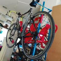 trek titanio catbonio piu altre marke..trattabili