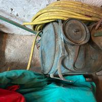 Pompa con motore per innaffiare