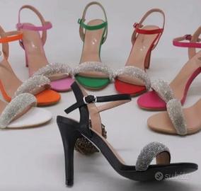 SCARPE A STOCK!