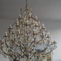 lampadario stile antico  in perfette condizioni 