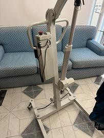 Sollevatore persone anziane o non autosufficienti