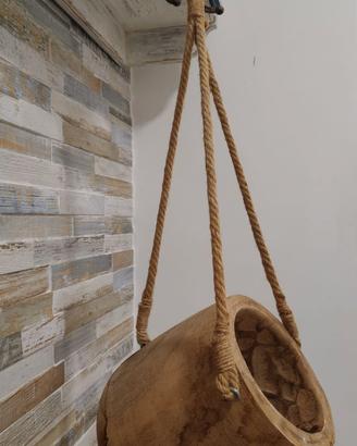 VASO IN LEGNO SOSPESO CON CORDA