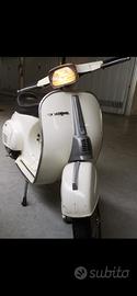 Vespa special 50 biancospino