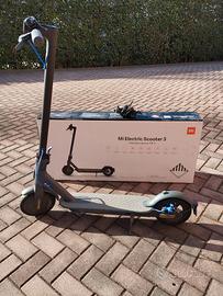 Mi Electric Scooter 3