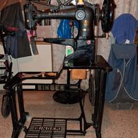  Macchina per cucire Singer