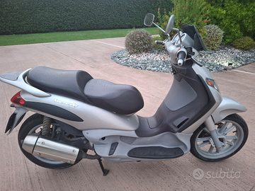 Piaggio beverly 200