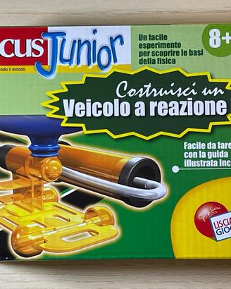 FOCUS JUNIOR Costruisci un veicolo a reazione
