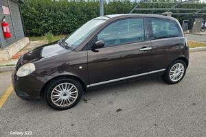 Lancia Ypsilon 1.3 MJT 75 CV Passion