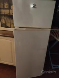 frigorifero bianco 