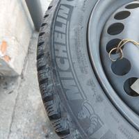 Gomme michelin invernali 185 65 R15