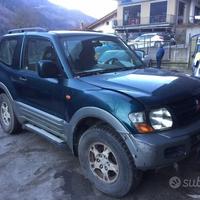 Ricambi Mitsubishi Pajero 2001 3200cc TD 4M41