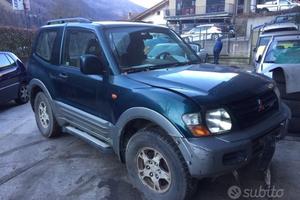 Ricambi Mitsubishi Pajero 2001 3200cc TD 4M41
