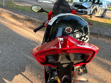 Ducati Panigale v4s tenuta perfettamente.