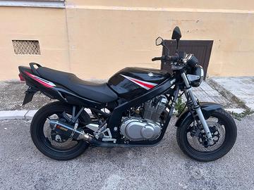 Suzuki Gs 500